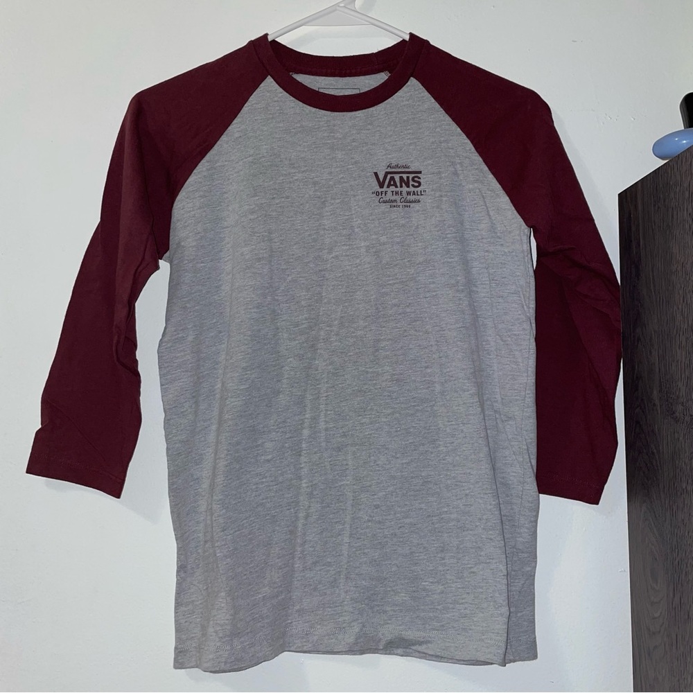 Vans maroon baseball tee